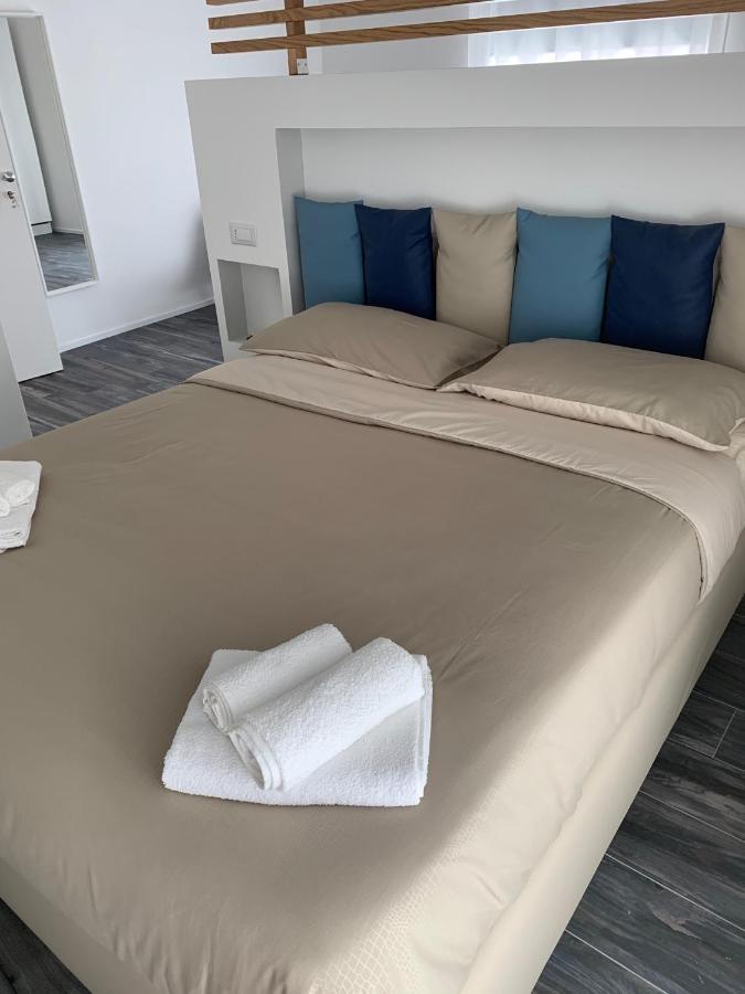 Blue Bay Suite & Spa Агрополи Екстериор снимка